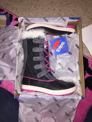 Totes Winter Boots Girls Size 2 New