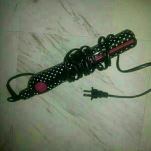 Zoe flat iron