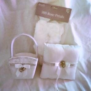 Wedding Bling & Pearls Attendant Set