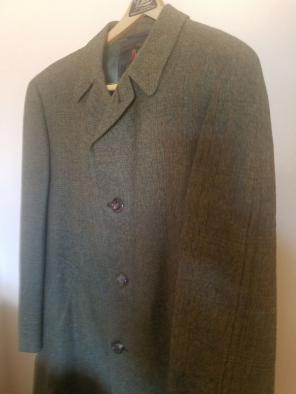 Beautiful thick Men's Dress Coat size 40