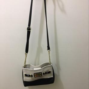 Simple Black And White Small Purse