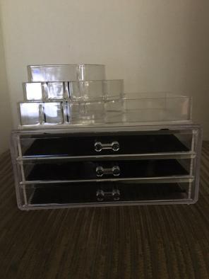 Makeup/ Jewelry Organizer
