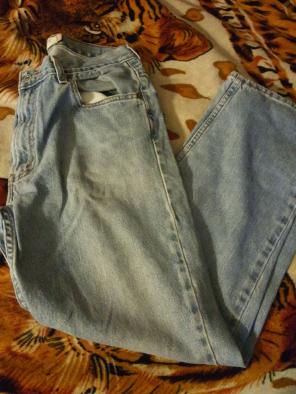 Levis jeans size 34 /30