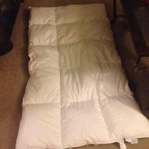 Twin featherbed