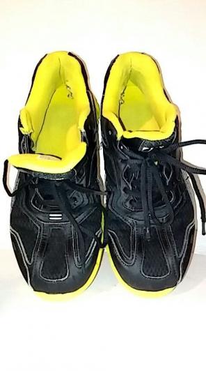 REEBOK 7/39 MEN yellow black with wear