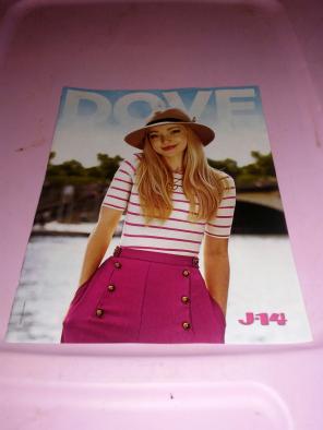 DOVE CAMERON 8x10 Pin-Up!