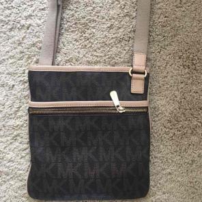 Michael Kors Crossbody