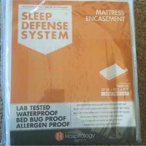 NWT TwinXL Mattress Encasement Bug Proof