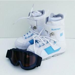 Girls snowboarding set Burton