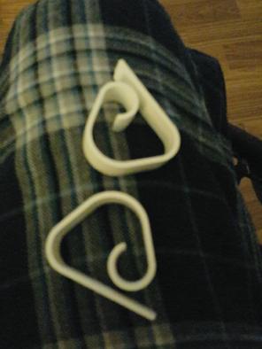 12 Table Cloth Clips.