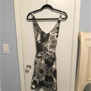 Anthropologie Flower Apron with Pockets