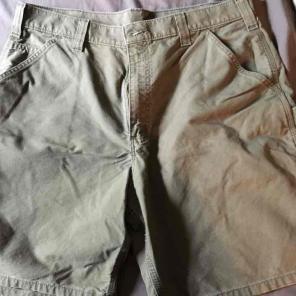 Olive green carhartt shorts