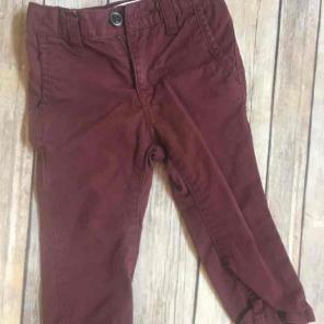Old navy maroon pants