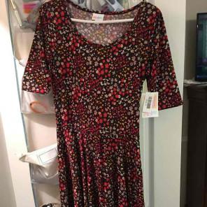 LuLaRoe Nicole Dress. Sz Medium