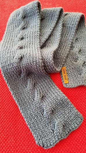 Unisex Hand Knit cable scarf