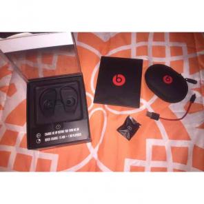 Power beats 2 wireless BOX