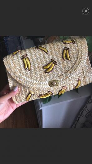 Banana Clutch