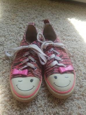 Pink zebra striped sneakers, size 4.