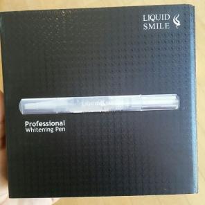 Liquid Smile Teeth Whitening Pen