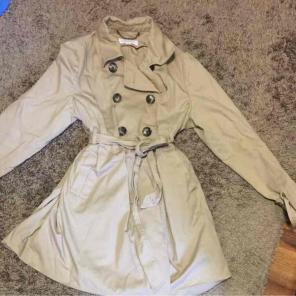 Liz Lange pregnancy maternity coat