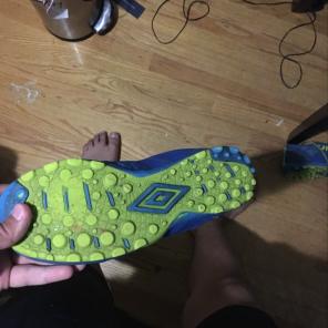 UMBRO SOCCER SHOES