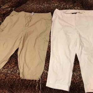 2 pairs of capris