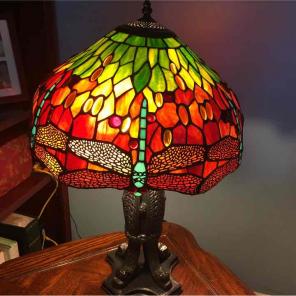 Gorgeous Stained Glass Dragonfly Lamp