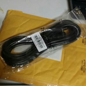 guitar cable (ref#20)