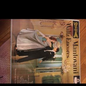 Mantovani Waltz Encores Record