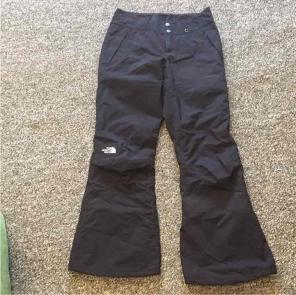 Xs woman's north face snow pants
