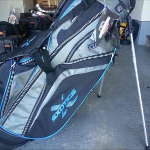 NWT golf bag