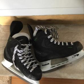 Reeboks Hockey Skates Size 1 (8.43in)