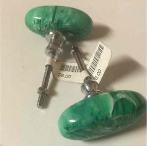 Set of drawer pulls