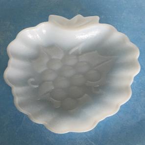 VINTAGE MILK GLASS HAZEL ATLAS DISH