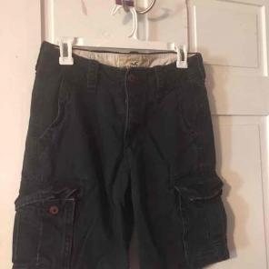 Hollister navy cargo shorts sz 28