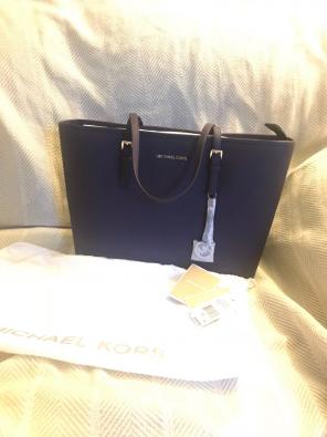 Purple Michael Kors Jet Set Travel Bag