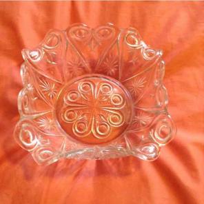 Glass bowl
