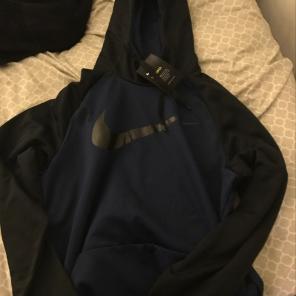 New Large Nike Hoodie