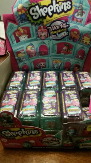 19 season 8 shopkins in the box