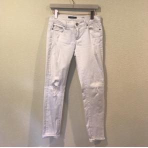 Fidelity White Distressed Skinny Jeans