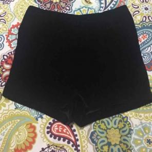 True vintage pinup shorts black velvet