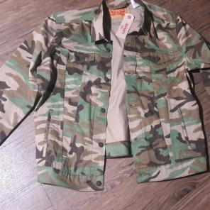 Levis camo jacket
