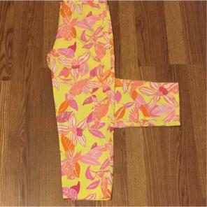 Lily Pulitzer Parrot Capri size 10