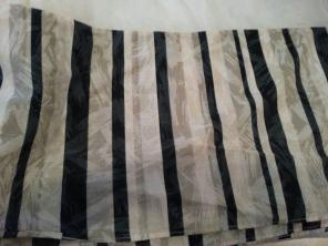 Full size pleated bedskirt