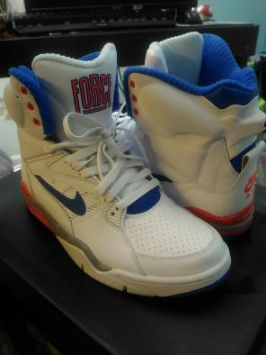 Nike Air Command Force Size 9