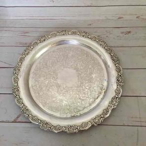 VINTAGE ONEIDA SILVERPLATE TRAY ROSES