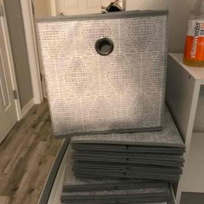 Storage bins