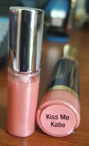 Lipsense Kiss me katie mini tube