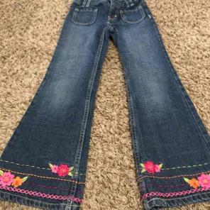 Gymboree 7slim flower bootcut jeans