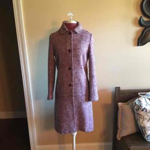 Tahari coat size 4